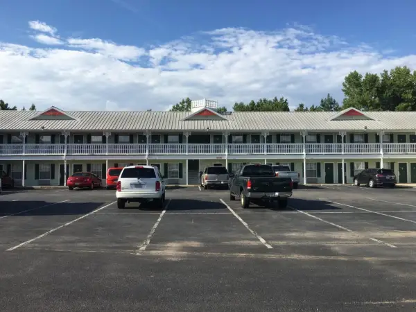 Woodstream Inn 5