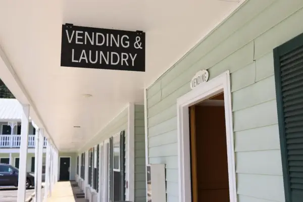 Woodstream Inn 8